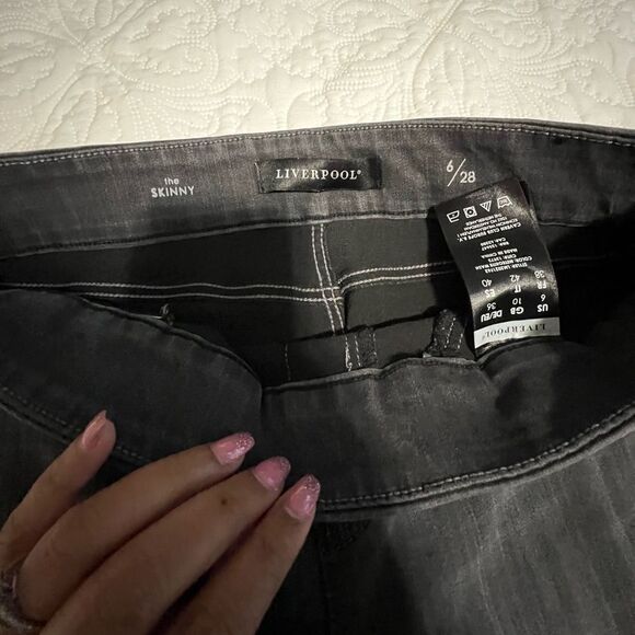 Liverpool the skinny pull-on washed black stretch high rise jeans size 6/28 - Picture 9 of 10